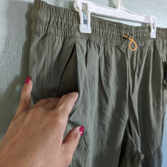 Bass Outdoor Men's Olive Green Cargo Jogger Pants XL - Picture 6 of 16